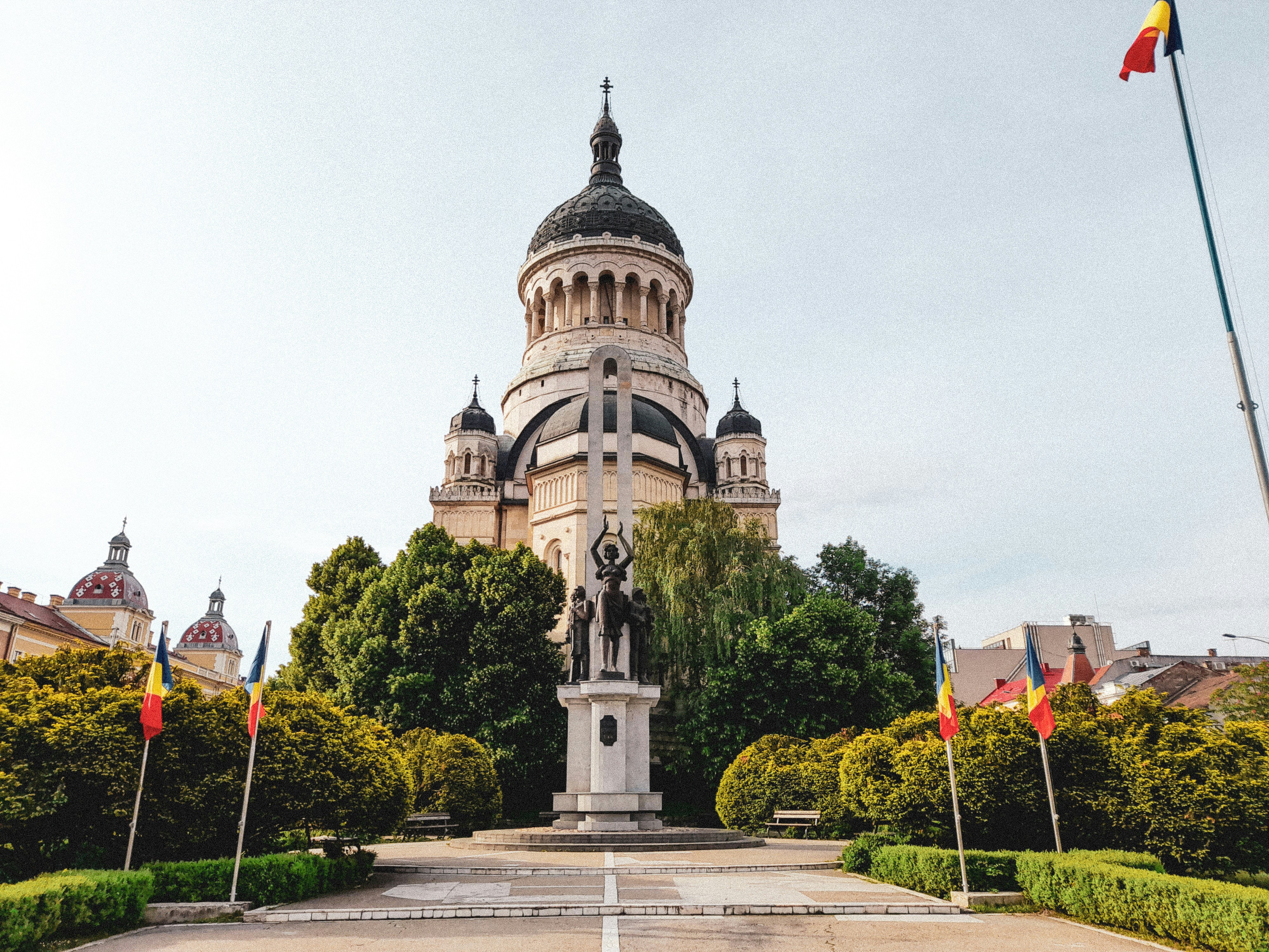 lucut razvan M3r0eSw85uA unsplash